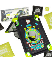 Dexterity game throwing bags to the target