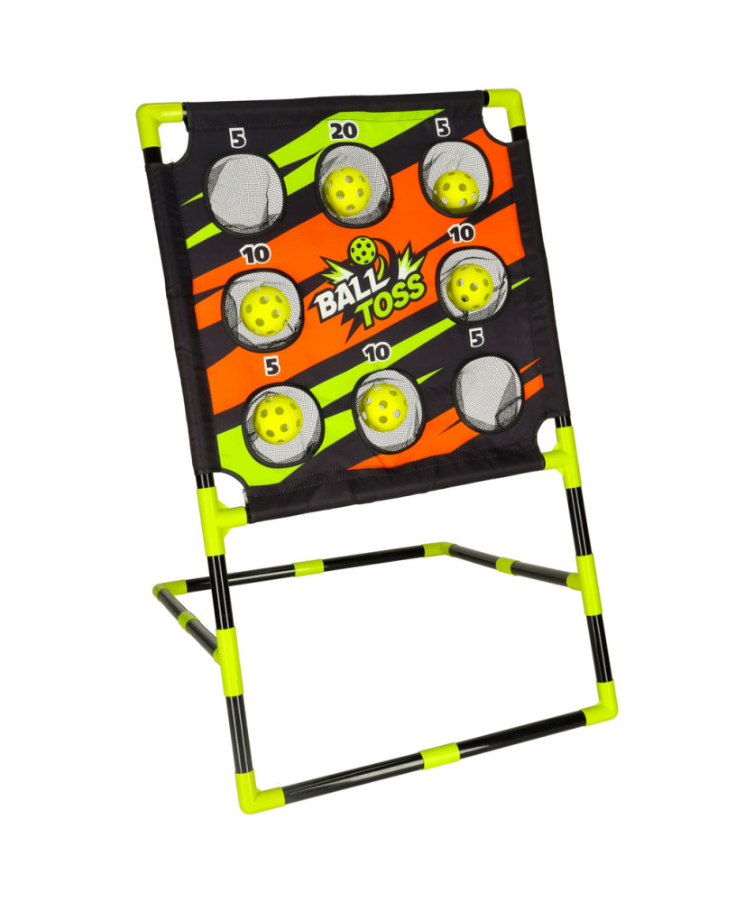 Rehabilitation game throwing a ball to a target