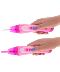 Bead braiding machine for braiding beads into hair