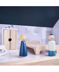 Wooden doll house + furniture 80cm