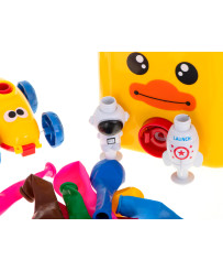 Aerodynamic car balloon launcher duck